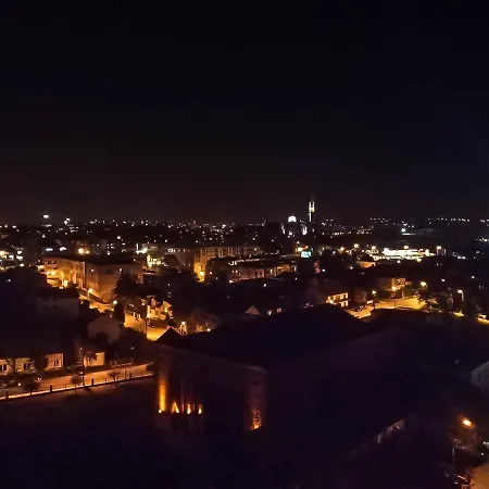 Sky - Lagiewniki Appartement Krakau